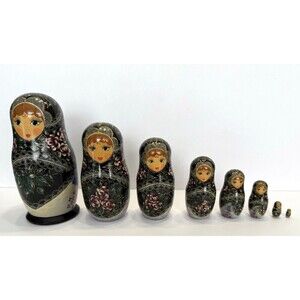 VTG Russian Matryoshka 8 Nesting Dolls 8” Hand Painted 1991 Signed Black Floral